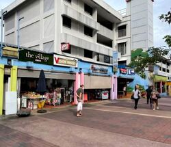 Ang Mo Kio Avenue 8 (D20), Retail #568711581